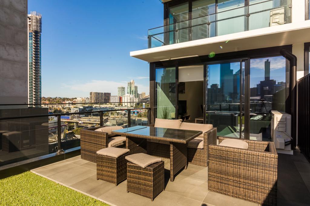 Mj Shortstay Apartments - Platinum Tower Melbourne Kültér fotó